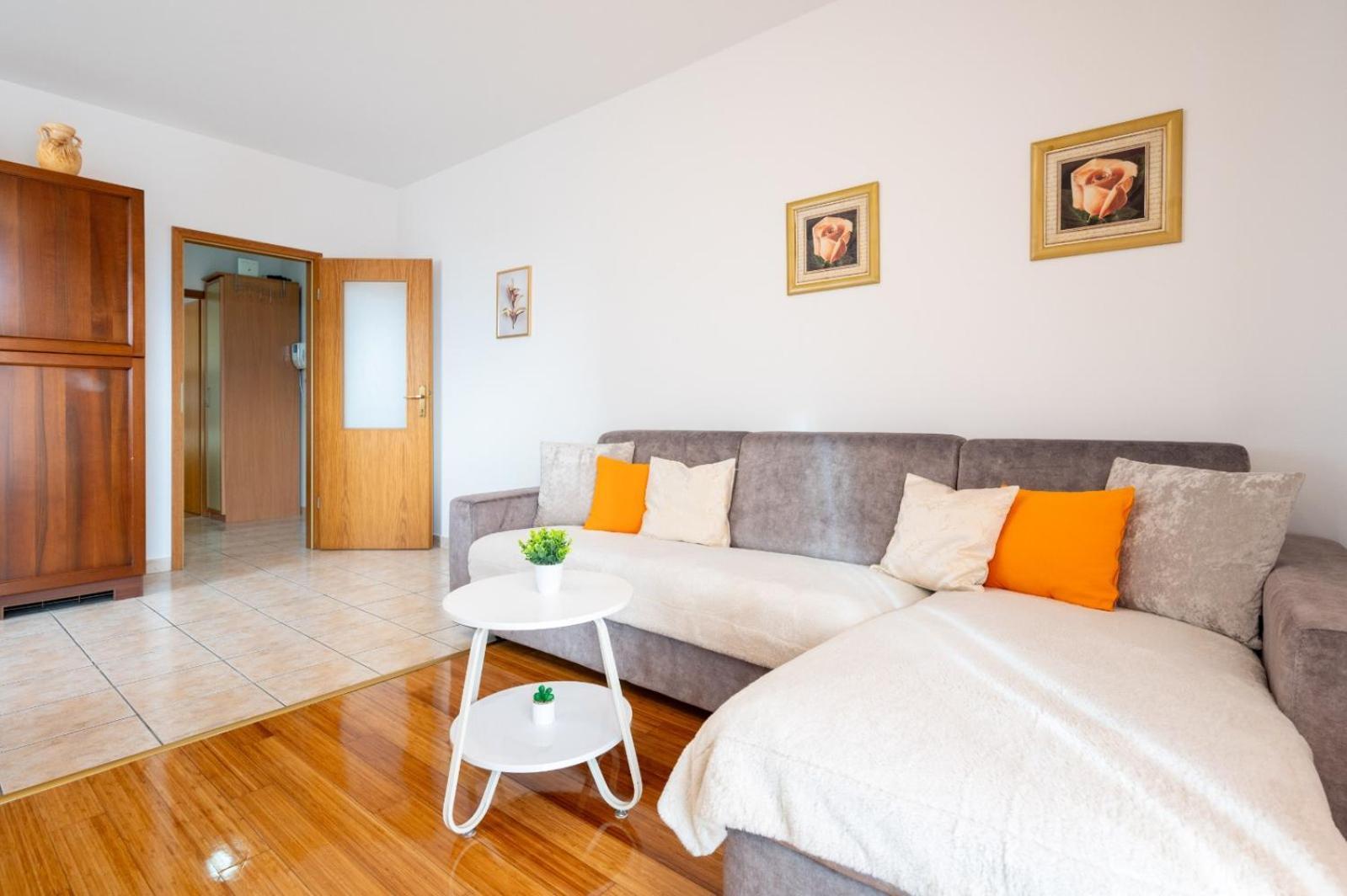 Apartment Anita Trogir Zewnętrze zdjęcie