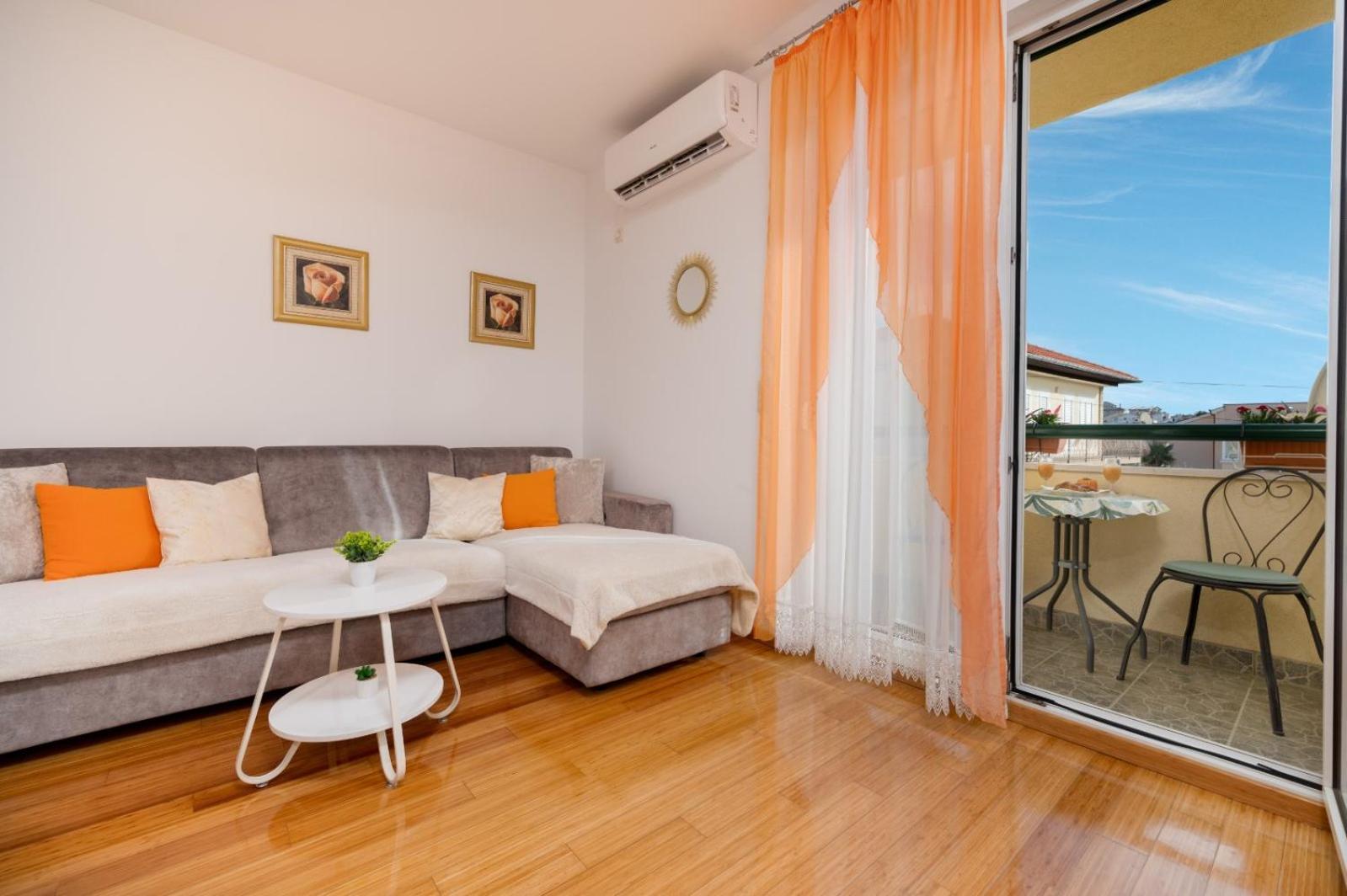 Apartment Anita Trogir Zewnętrze zdjęcie